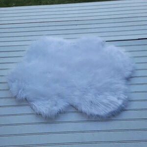 Toby Fluffy White Faux SheepskinSoft Faux Fur Shaggy  Rugs Floor Mat 31"x23"